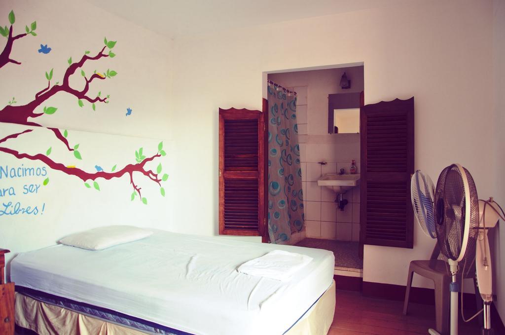 Hostal Sonati León الغرفة الصورة