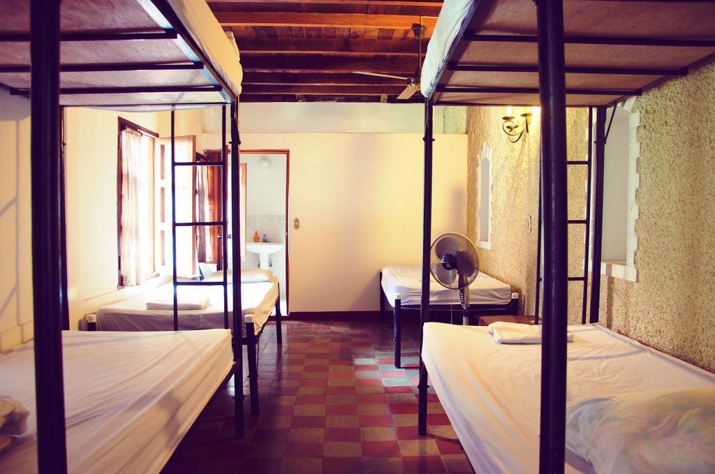 Hostal Sonati León المظهر الخارجي الصورة