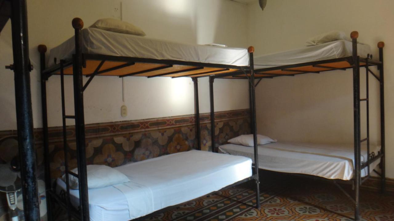 Hostal Sonati León المظهر الخارجي الصورة